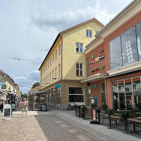 lägenhet på innergården Alingsås Eksteriør bilde